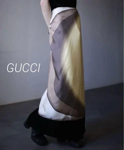Foulard Gucci en soie grande taille rare marron jaune