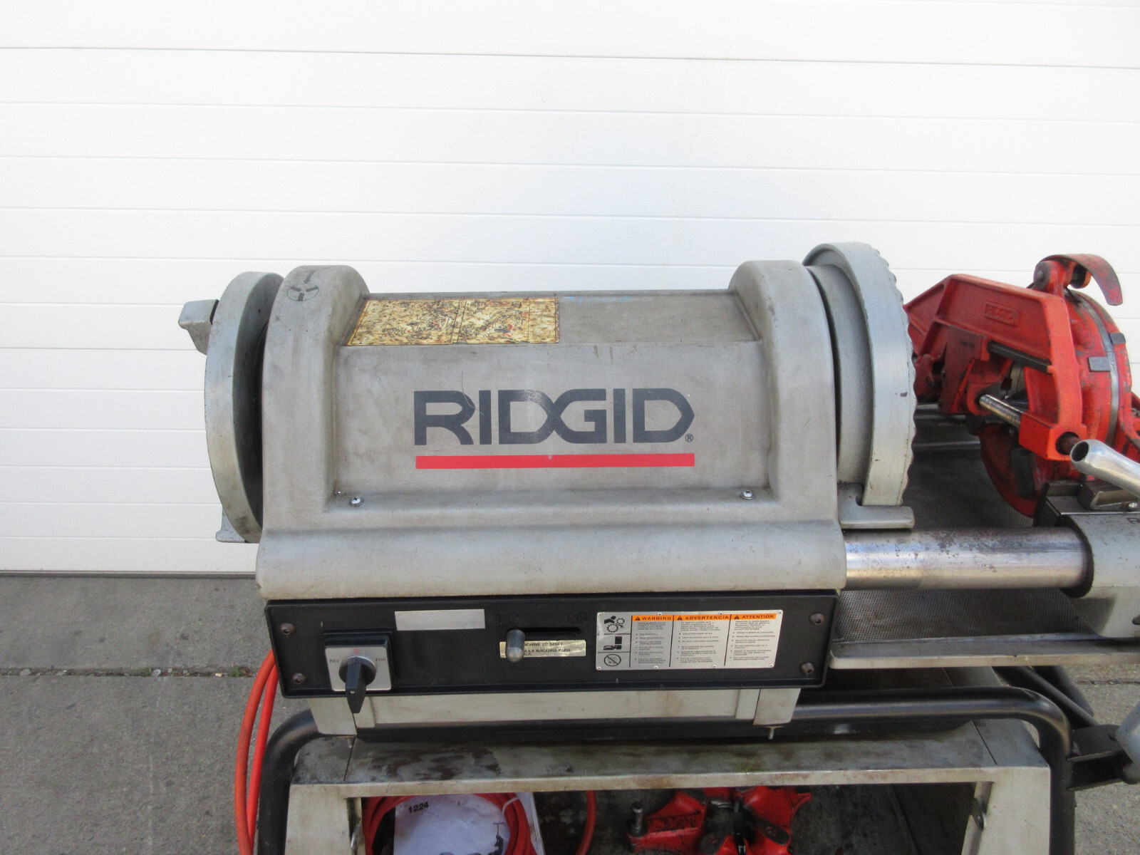 Ridgid 1224 Power Pipe Threader Threading Machine 1/2" 4" w/ Cart & 2
