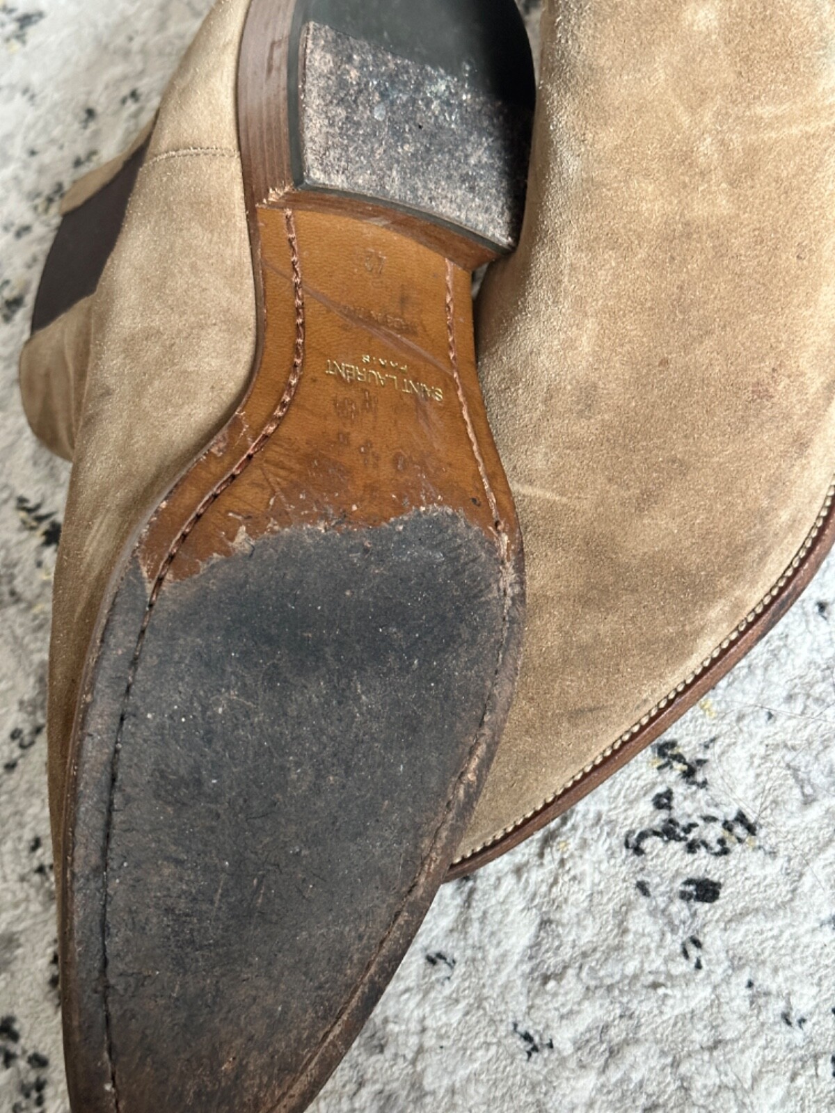 Stivali Chelsea Saint Laurent Paris da uomo beige Wyatt pelle scamosciata tabacco taglia 9US EUR 42