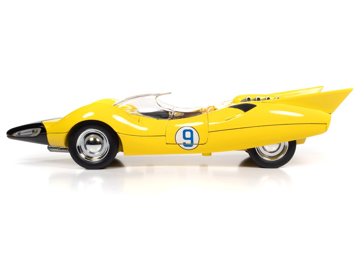 SHOOTING STAR #9 YELLOW & RACER X FIGURE SPEED RACER 1/18