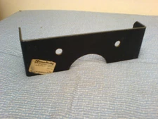 SIMPLICITY, ALLIS CHALMERS TRACTOR FRONT PTO BRACKET.  1651027  NEW PART  H-40