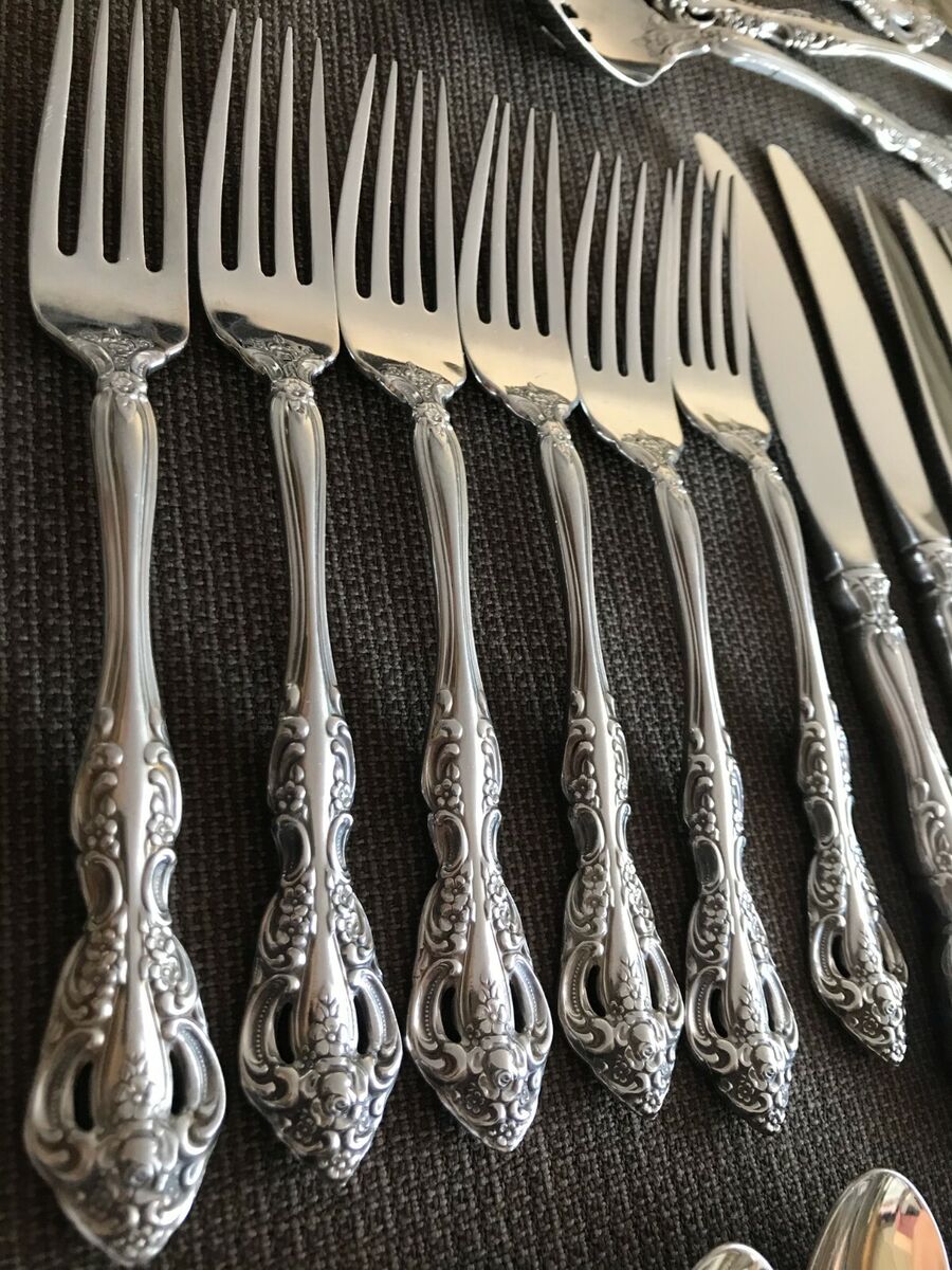 54 pc Oneida MICHELANGELO Cube mark STAINLESS FLATWARE 54 pc Oneida MICHELANGELO Cube mark STAINLESS FLATWARE