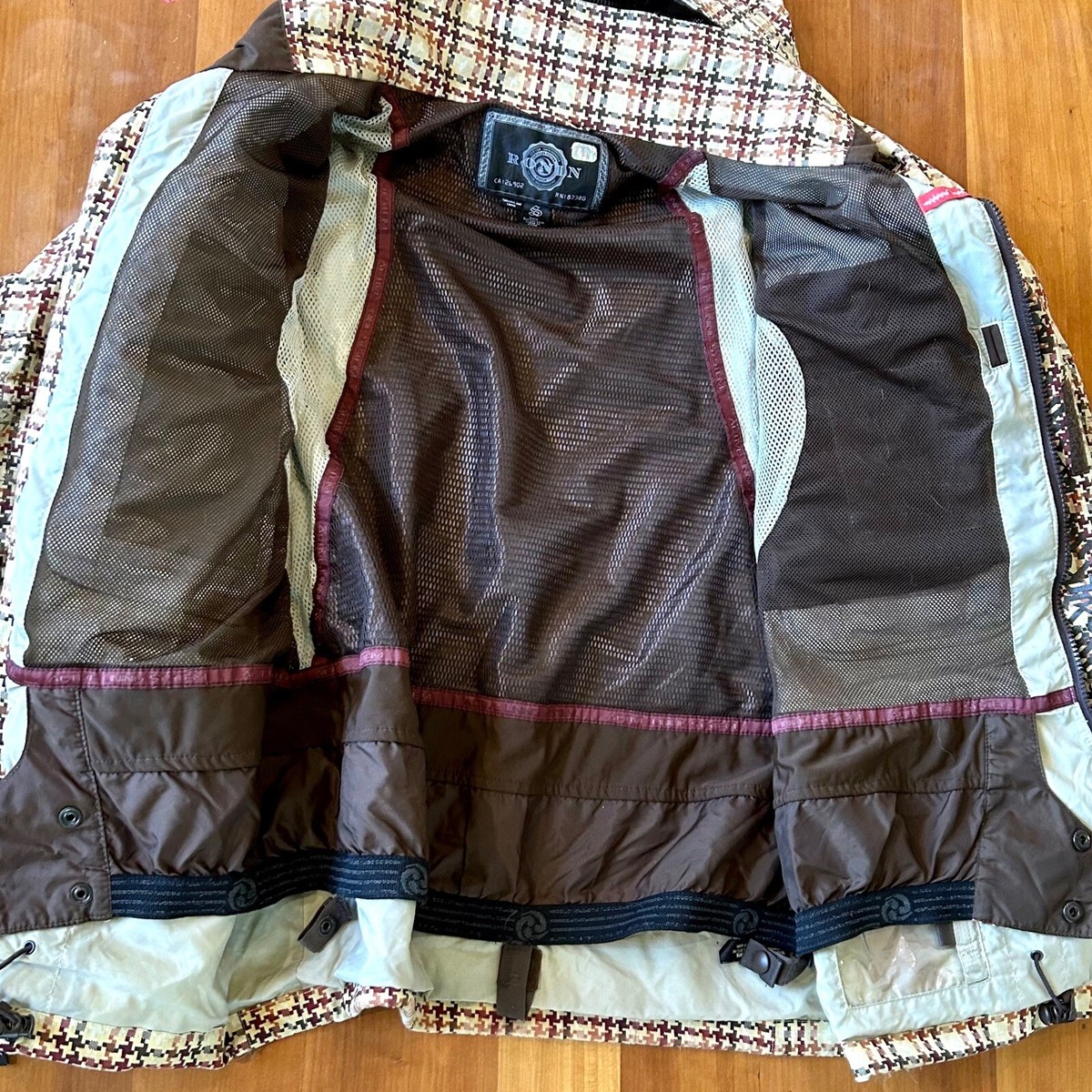 Vintage Burton Snowboarding Jacket Ronin Y2K Houndstooth Plaid
