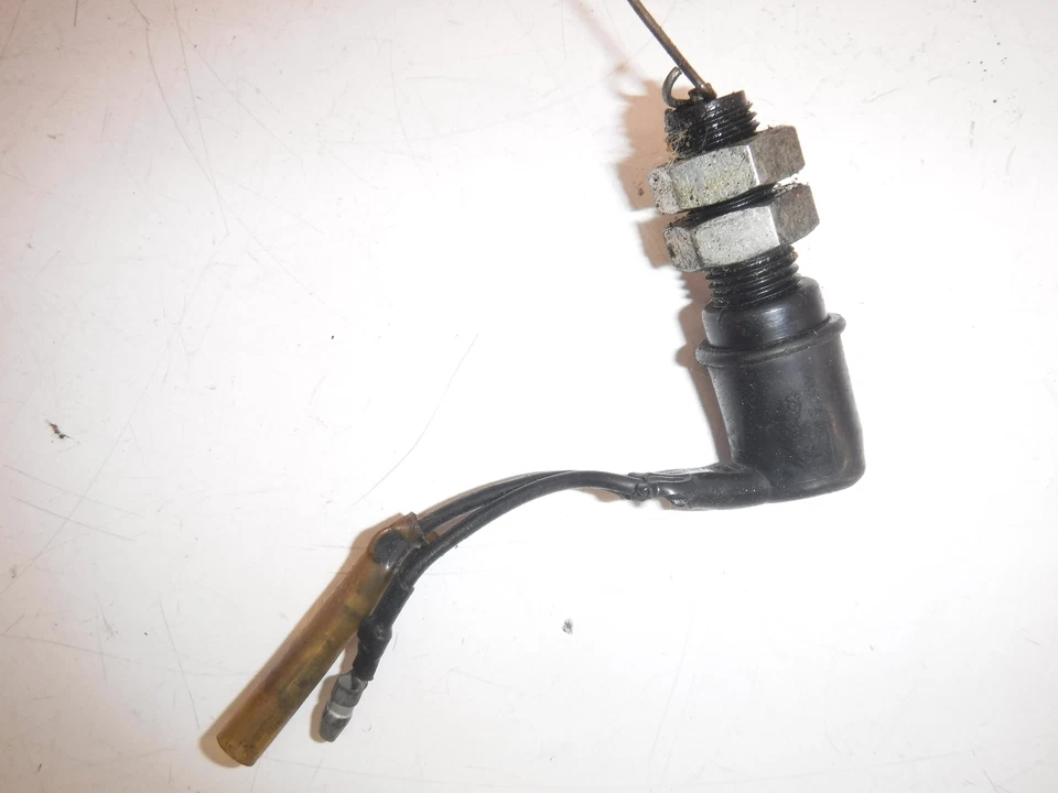 1974 yamaha rd200 REAR BACK BRAKE SENSOR - Изображение 3 из 4