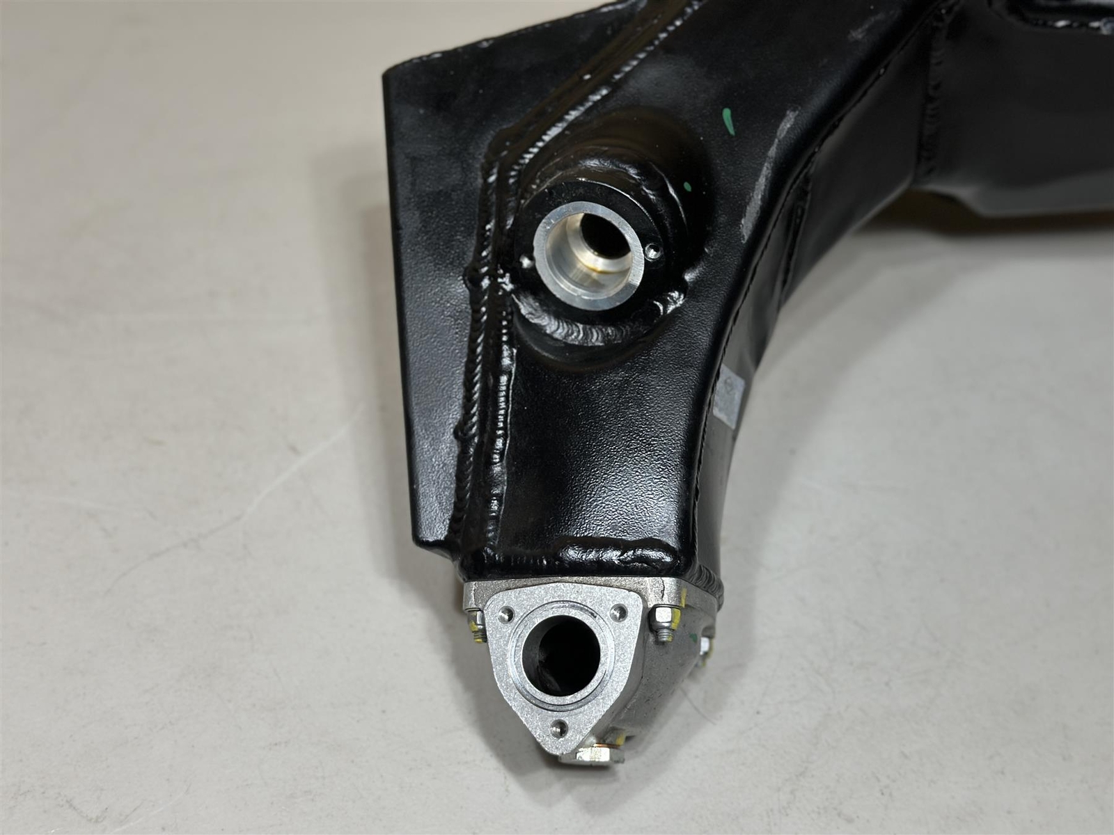 2022 Ferrari 488 Evo Challenge Dry Sump Oil Tank Reservoir OEM 342576