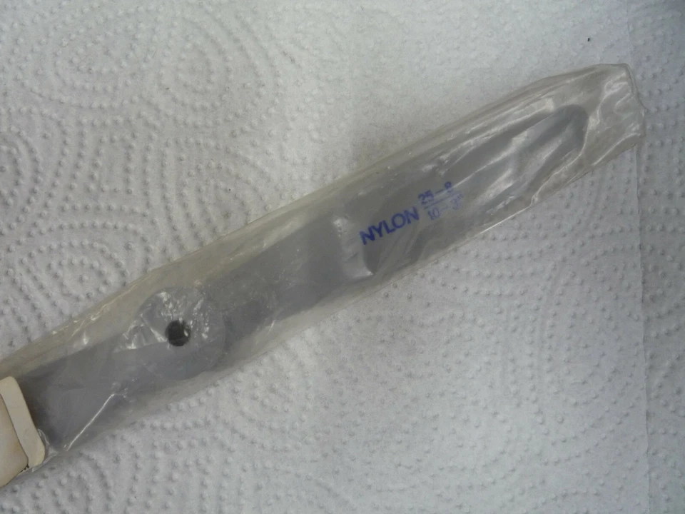 Graupner 1316.25.8 Nylon-Luftschraube Glasfaserverstärkt 10 x 3" / 25 x 8 cm - Bild 3 von 3