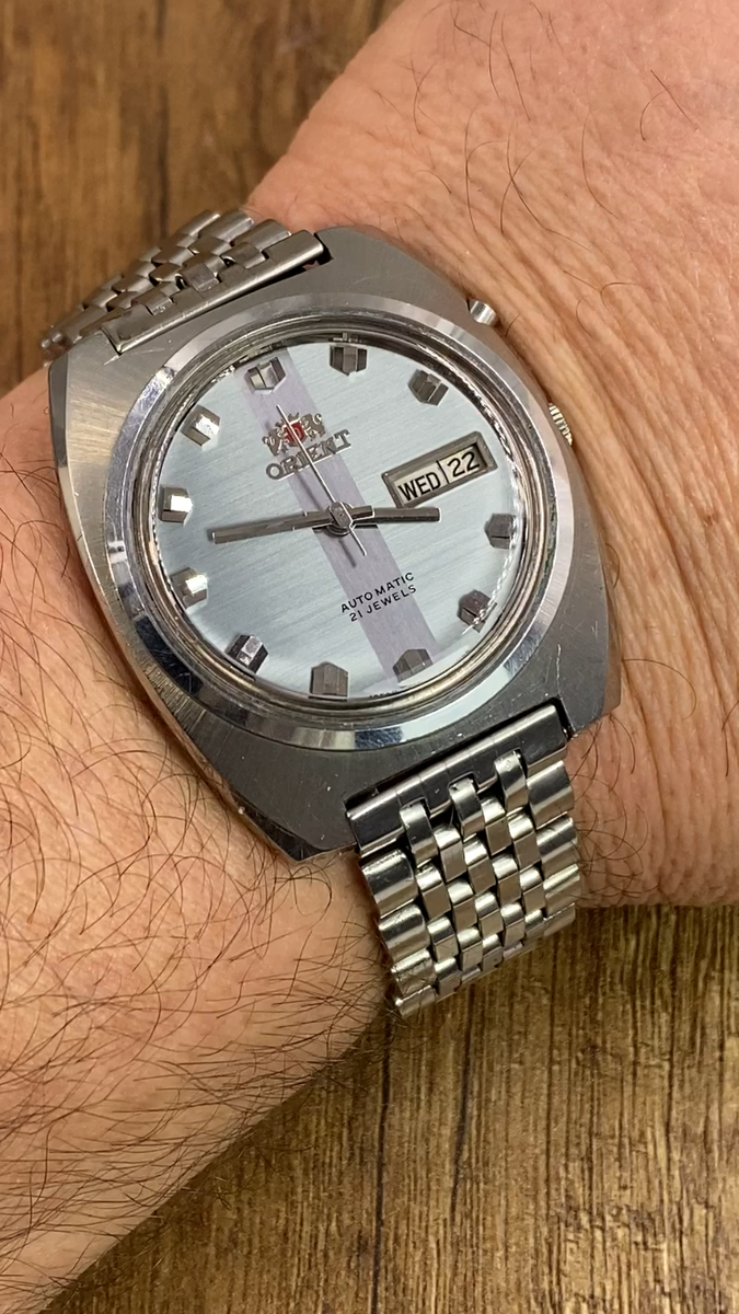 Orient Grey 46940 vintage automatic 21 jewels Japan mens watch 70s