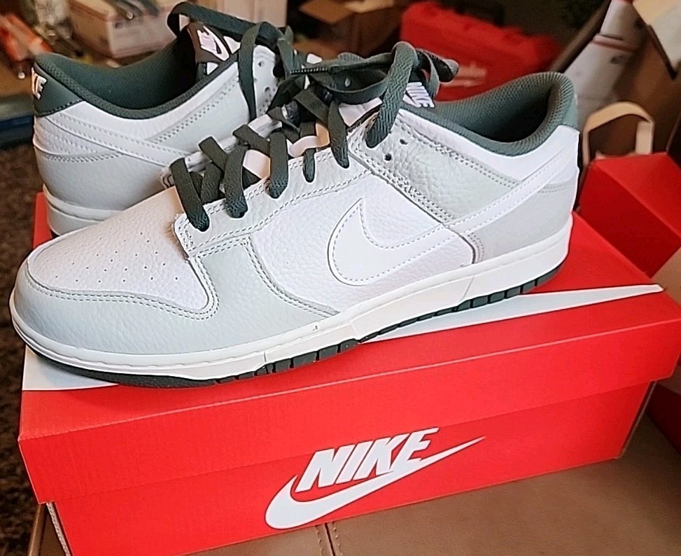 Nike Dunk Low Retro SE Photon Dust White Vintage Green  display picture 3