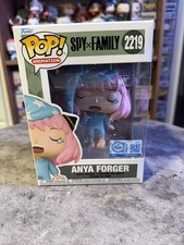Funko Pop! Spy x Family Anya Forger #2219 w/soft pop protector