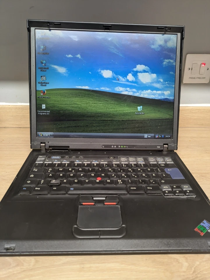 VINTAGE IBM Thinkpad R52 Intel Pentium 1.73GHz 2GB/80GB HDD WINDOWS XP - Image 4 of 4