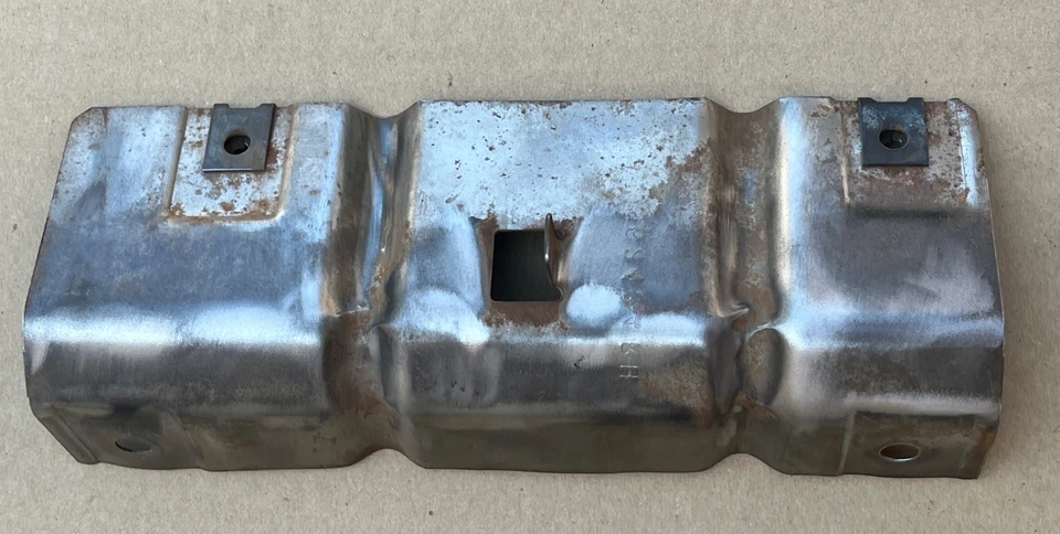 Soporte reposabrazos derecho #362434 GMCJimmy Chevrolet Blazer K5 1975-1980 usado OEM #362434 Foto 2 de 4