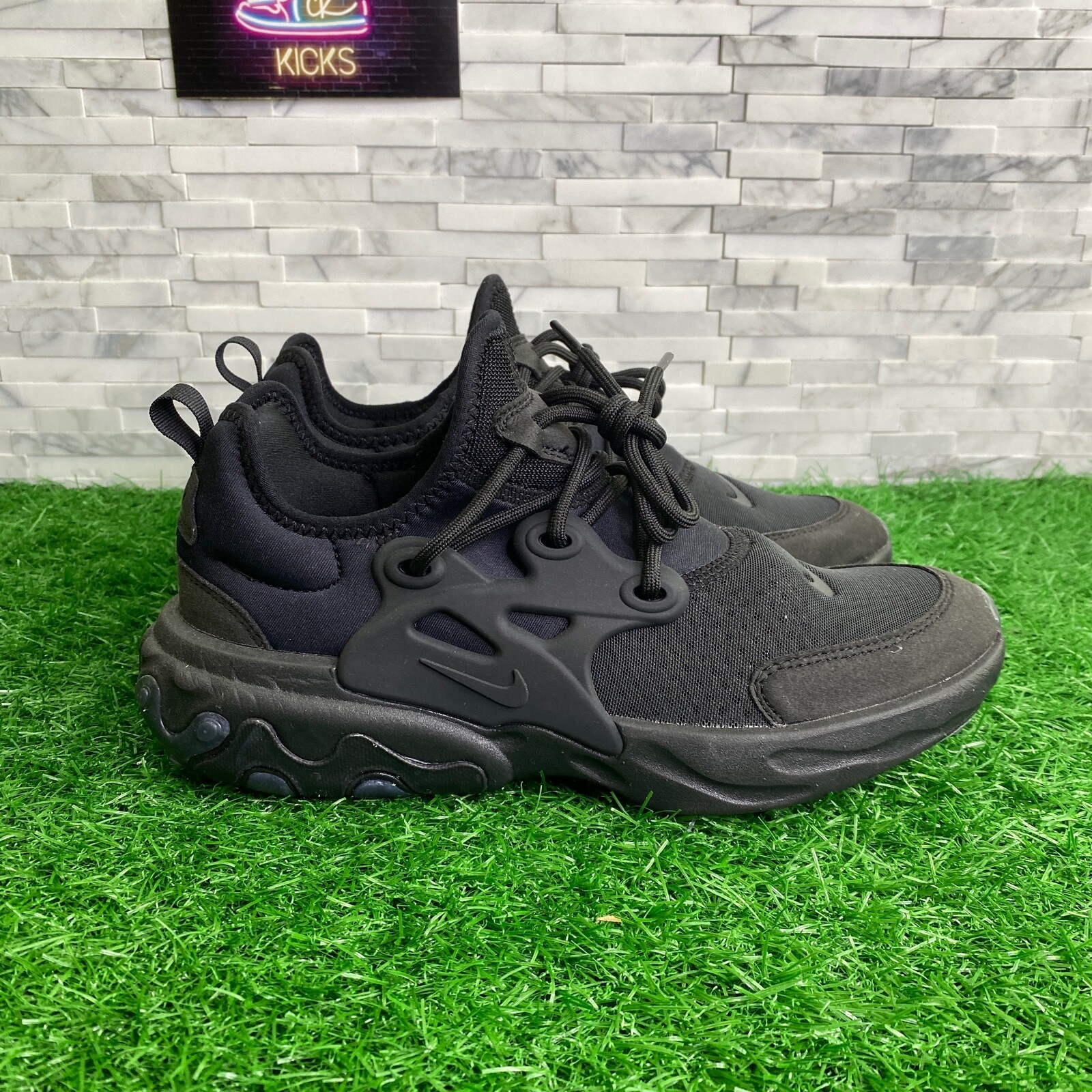 presto react triple black