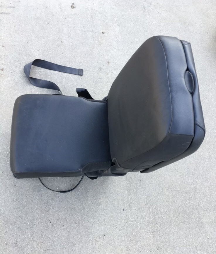 2009 2012 Dodge Ram 1500 Black Leather Center Console Jumpseat (Crew