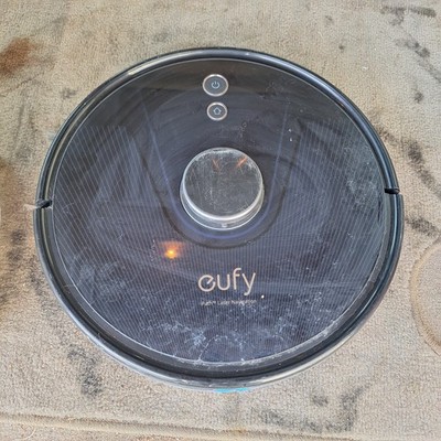 eufy RoboVac L35 Hybrid Robotic 2 in 1 Vacuum and Mop 3200 Pa
