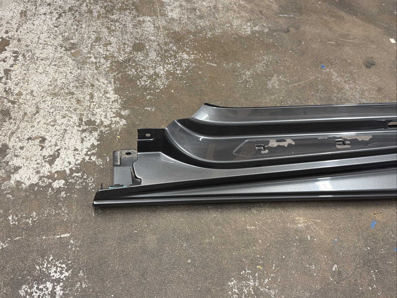 2015-2017 Lamborghini Huracán Grey Left LH Side Rocker Panel  OEM 4T0853123