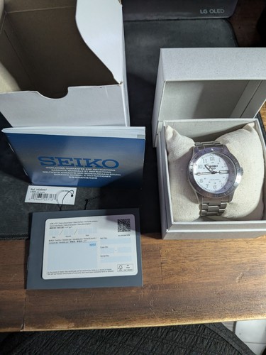 SEIKO 5 Sports Field Automatic HDB007