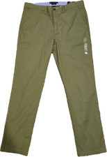 Tommy Hilfiger Men's Regular Fit Straight Comfort Stretch Cotton Chino Pants
