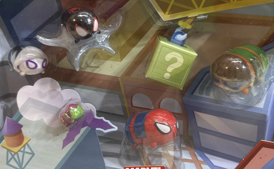 Juego de 6 figuras hormigueantes Disney Tsum Tsum Marvel Spidey-Sense NUEVO Foto 2 de 3