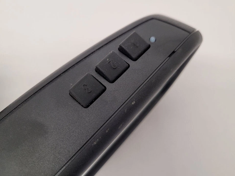 2015 - 2019 DISCOVERY SPORT Rear View Mirror With Garage Door Opener  - Image 3 of 4