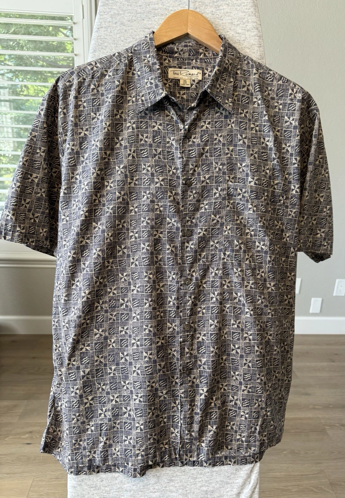 Tori Richard Honolulu XL Hawaiian Shirt Made In Hawaii Cotton Lawn Aloha
