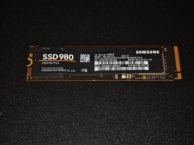 Samsung 980 1TB SSD NVMe M.2 2280 PCIe 3.0 MZ-V8V1T0 interne Festplatte