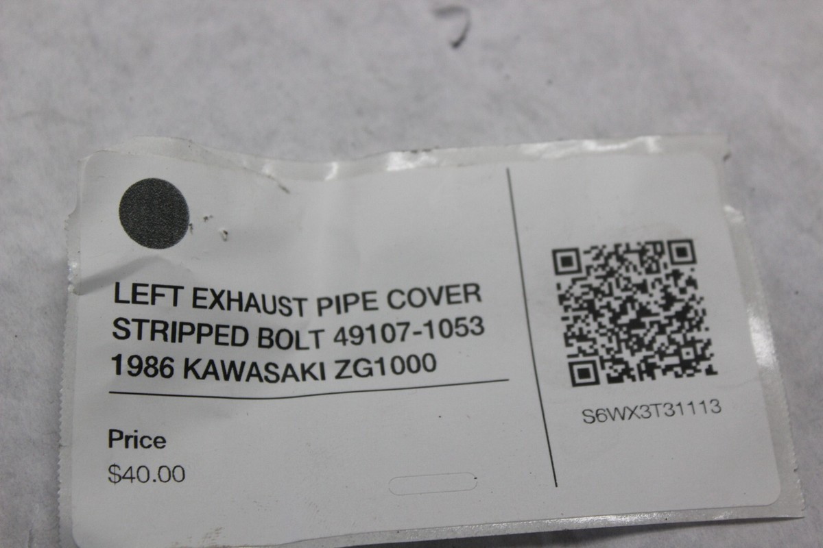 LEFT EXHAUST PIPE COVER STRIPPED BOLT 49107-1053 1986 KAWASAKI