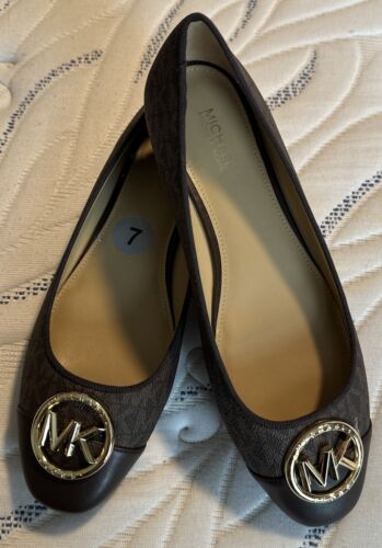 New Women Michael Kors PVC  Ballet Flat Brown Gold Logo  Shoes , Sz. 7 - Picture 1 of 11