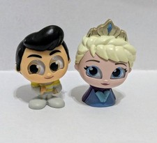 Disney Doorables Serie 5 Elsa, Príncipe Encantador Vamos Mini Figuras Juguetes