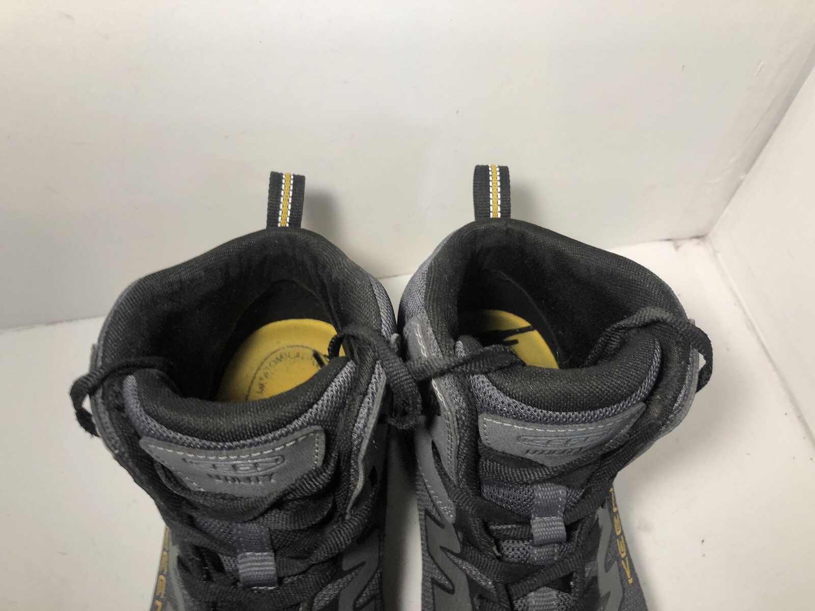 KEEN Utility Arvada Mid Acciaio Grigio Punta Carbonio Uomo 11 5 D Resistente agli Oli