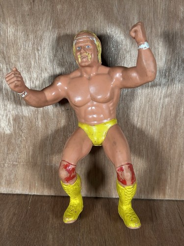 Hulk Hogan Vintage 1984 WWF Titan Sports LJN Rubbe...