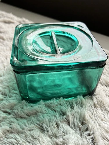 Vtg 1930’s Jeanette Glass Refrigerator Dish Ultramarine  w/ Lid Square HTF