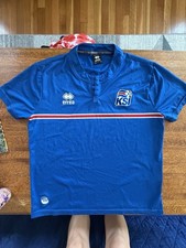 Errea Iceland home football jersey Soccer Retro Size Small