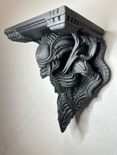 Alien xenomorph wall shelf 