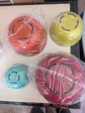 Fiesta Stainless Steel Mixing Bowl Set - 8 Pieces  6450S8R bowls with lids NEW