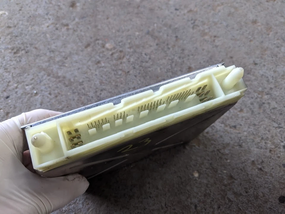 VOLVO XC90 2003 ENGINE ECU P09480761 - Image 3 of 3