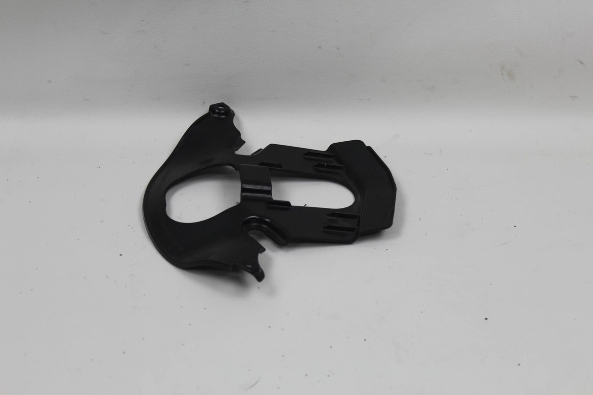 Aprilia RSV4 1000RR 17-20 Lower Triple Tree Yoke Cover Panel Guard