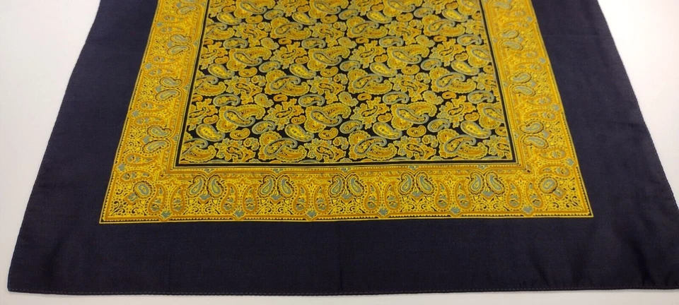 Pañuelo de seda años 30 Art Nouveau cachemir impreso a mano casi antiguo INGLATERRA Foto 2 de 4