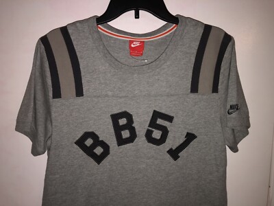 NEW Nike Men's Medium Gray T-shirt Bill Bowerman BB51 Loyalty Notoriety Ferocity