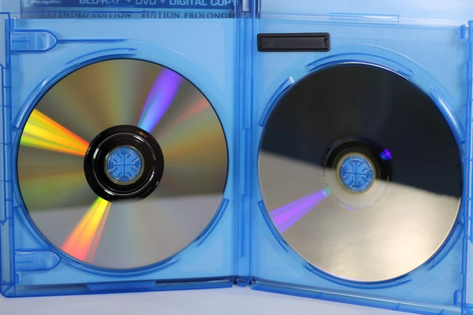 Snow White and the Huntsman (Blu-ray/DVD, 2012) Bilingual w/Slipcover - Image 4 of 4