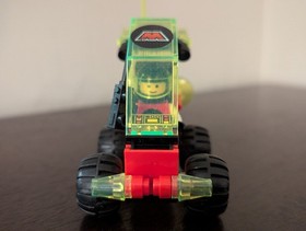 Vintage (1990) LEGO Space M-Tron set 6833 Beacon Tracer - RARE