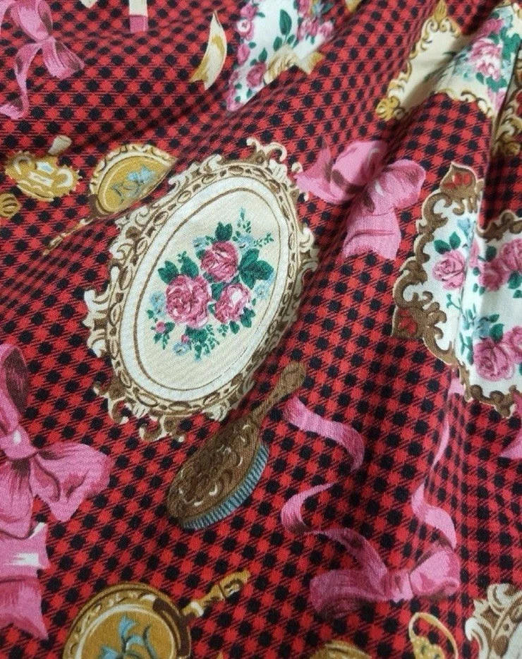 Falda clásica a cuadros Bodyline talla mediana Foto 3 de 3