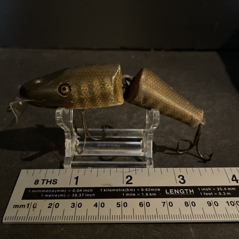 Vintage Wooden CCBC Creek Chub Baby Jointed Pikie Glass Eyed Fishing Lure 