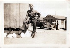 1943 WW2 Photo of Army Soldier Posing by Car with Woman and Another Soldier