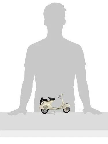 Nuevos juguetes Ray - Vespa 150VLIT/escala - 1:6 (49273) Foto 2 de 4