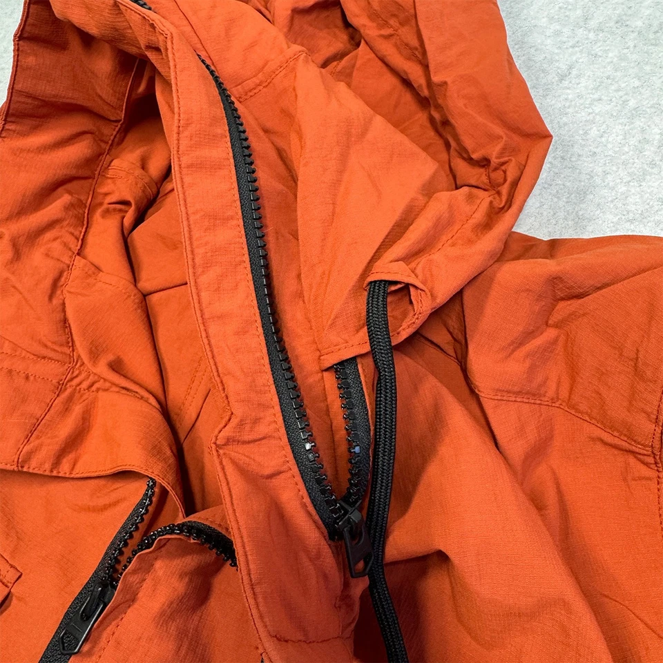 Chaqueta de lluvia Zara para hombre talla XL naranja con capucha Foto 3 de 4