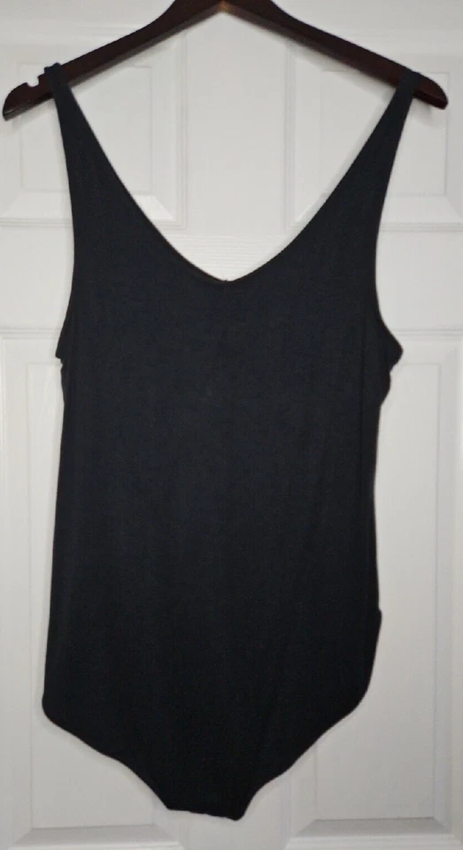 Camiseta sin mangas NORDSTROM negra suave tejido rayón elástico cuello en V XL = 16 1X 16W Foto 2 de 4