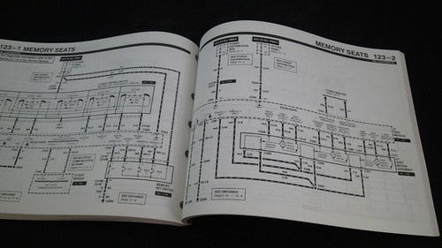 1997 FORD LINCOLN CONTINENTAL ELECTRIC & VACUUM TROUBLE SHOOTING MANUAL - Picture 5 of 6