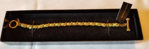 JOAN RIVERS 8" BRACELET Classic Collection - Sage Green Leather on Golden Chain - Picture 3 of 8
