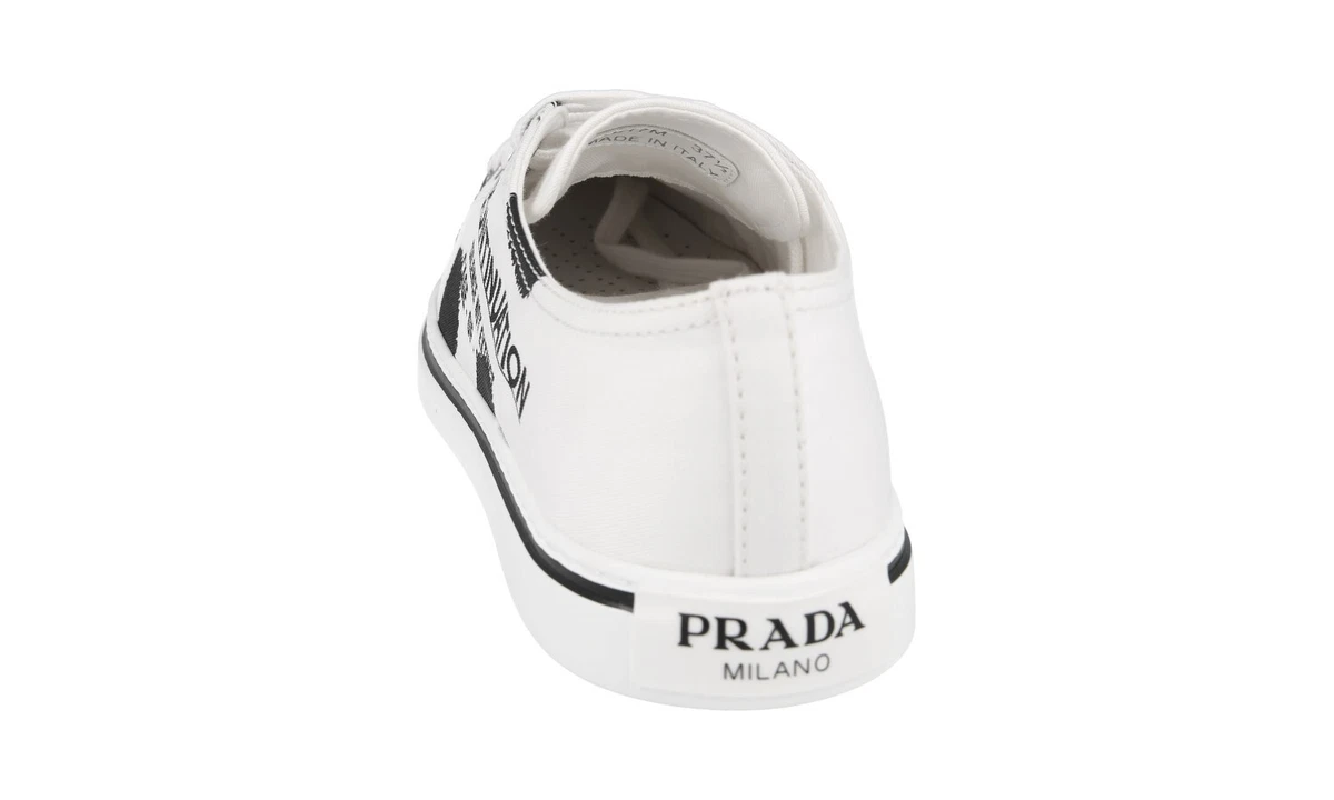 PRADA High-Tech Stoff Synthesis Polka Dot Pointy Sneaker - 1E617M - Weiss - NEU