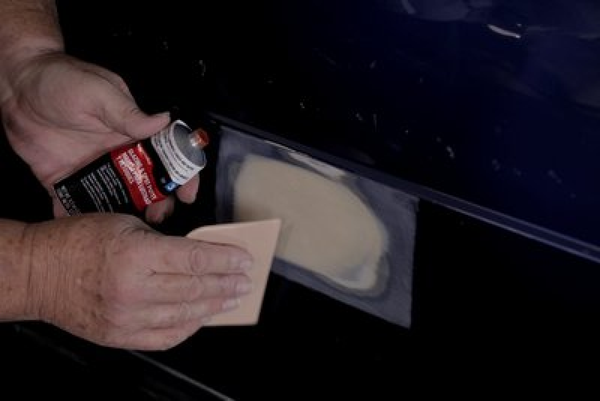 3M Bondo Glaze & Spot Putty 801, 3 oz Tube with Hardener (0.5 oz), 1